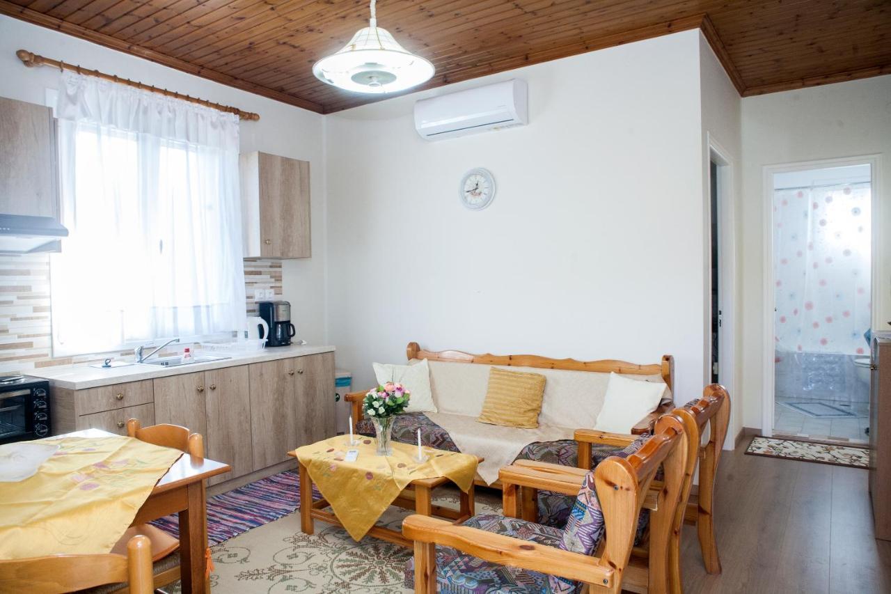 Casa Serena Asprogerakata 外观 照片