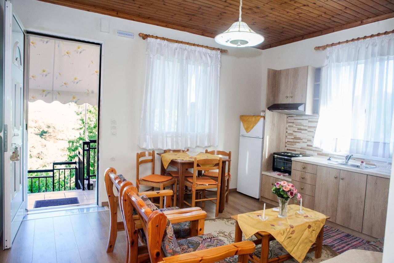 Casa Serena Asprogerakata 外观 照片